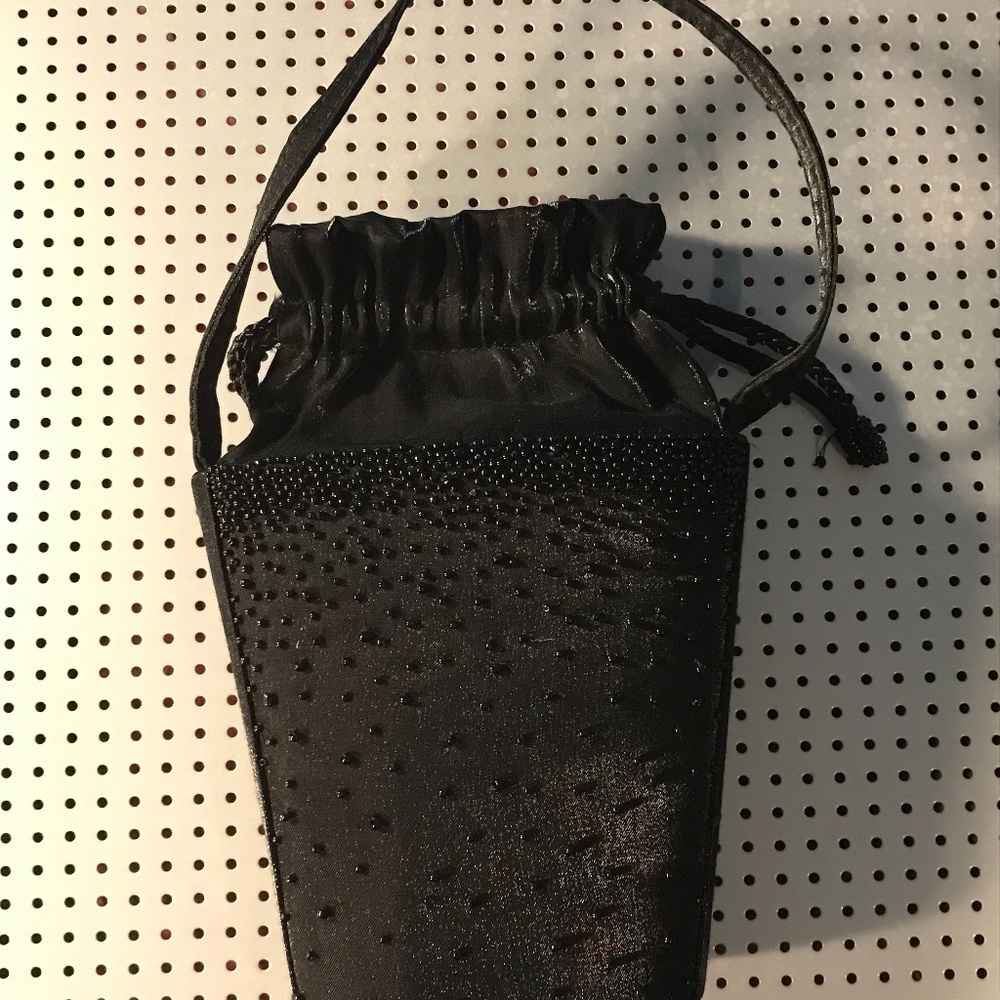 PURSE Bucket Shaped Beaded Satin Pull Purse Mini Micro Bling Evening Bag